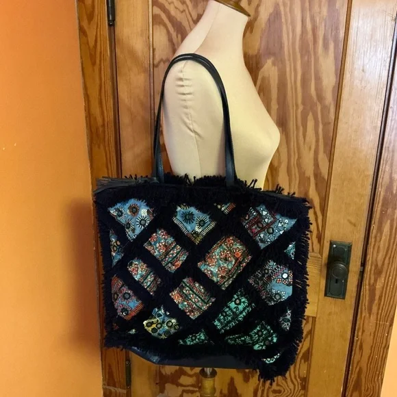 NWOT Ibban patchwork fringed oversized purse - Picture 10 of 14